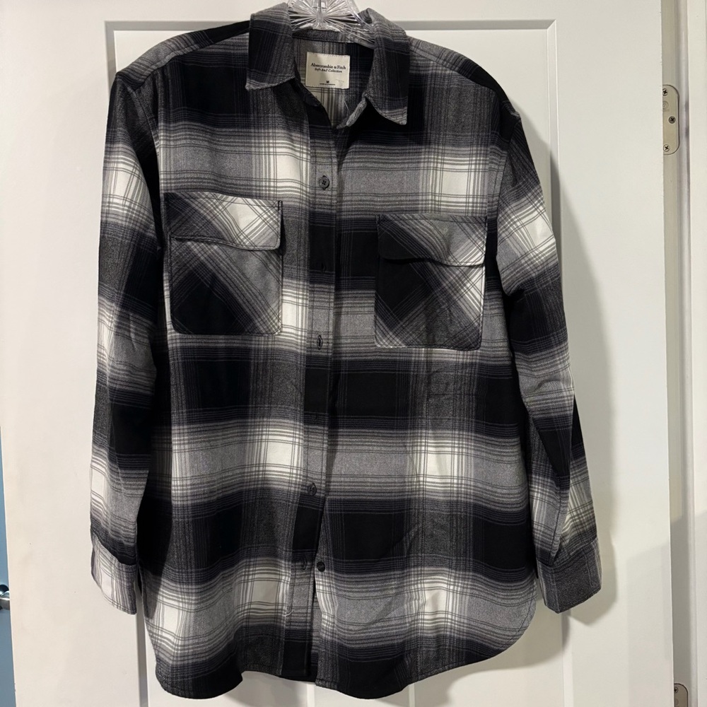 NWT Abercrombie & Fitch Plaid Button-Up Shacket